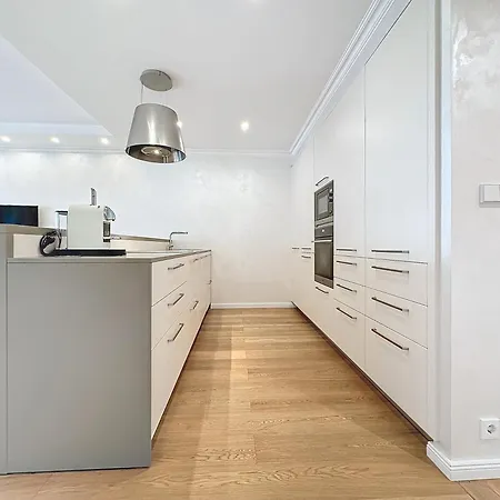 Lägenhet Luxury 2 Bedroom Gray D'albion 330 *