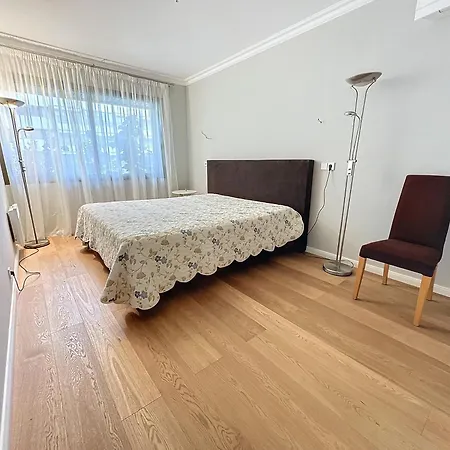 Luxury 2 Bedroom Gray D'albion 330