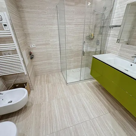 Lägenhet Luxury 2 Bedroom Gray D'albion 330 *