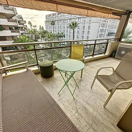 Luxury 2 Bedroom Gray D'albion 330 Lejlighed